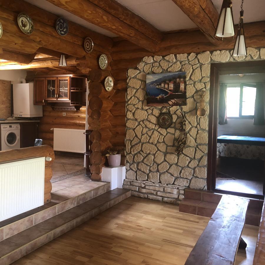 Hot Tub Chalet Retreat Braşov Exterior foto